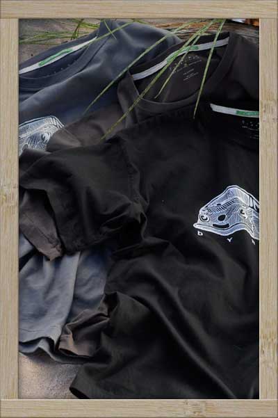mensvanteecolors bYRNt Organics Men's Van Tee Shirt
